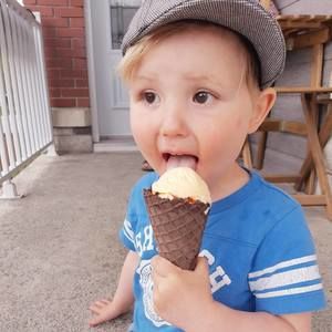 Meet your Posher, Julie